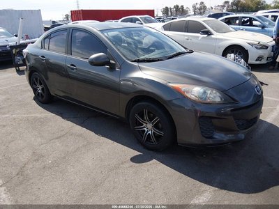 JM1BL1W84C1****** 2012 Mazda 3
