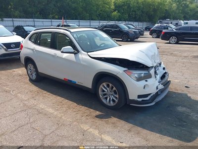 WBAVL1C53FV****** 2015 BMW X1