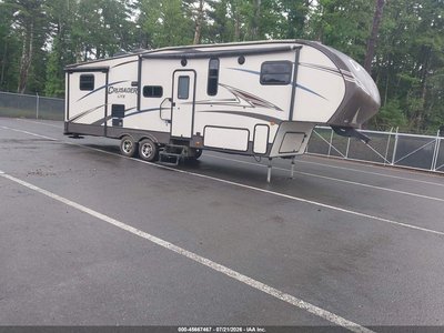 5ZT3CSVB1FG****** 2015 Prime Time Crusader Lite