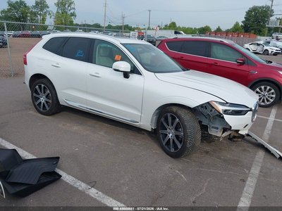 YV4102DL7M1****** 2021 Volvo XC60