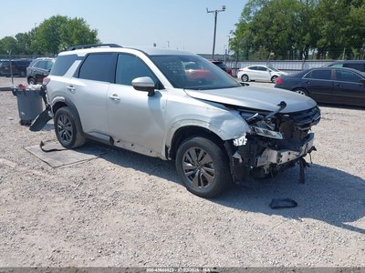 2022 Nissan Pathfinder
