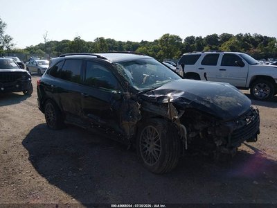 WP1AA2A29HK****** 2017 Porsche Cayenne