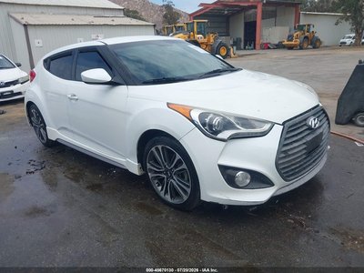 KMHTC6AE2GU****** 2016 Hyundai Veloster