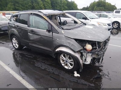 1FMCU0GD7JU****** 2018 Ford Escape