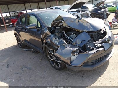 JTNKHMBX0K1****** 2019 Toyota C-HR