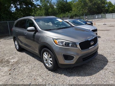 5XYPGDA50HG****** 2017 Kia Sorento