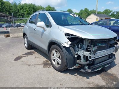 KL7CJLSB4JB****** 2018 Chevrolet Trax