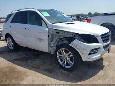 4JGDA5JBXFA****** 2015 Mercedes-Benz M-Class