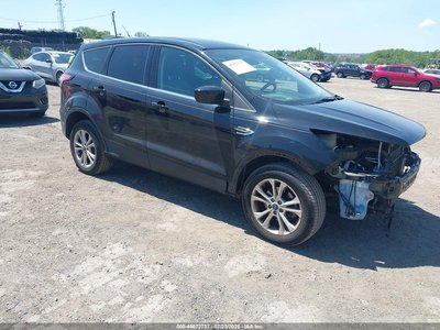 1FMCU0GD8HU****** 2017 Ford Escape