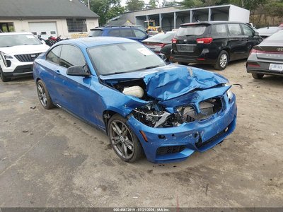 WBA1J9C59GV****** 2016 BMW M235i
