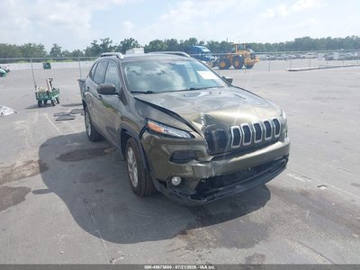 1C4PJMCB0GW****** 2016 Jeep Cherokee
