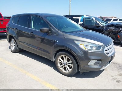 1FMCU0GD5KU****** 2019 Ford Escape