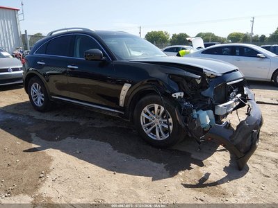 2010 Infiniti FX35