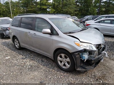 5TDKK3DC8FS****** 2015 Toyota Sienna