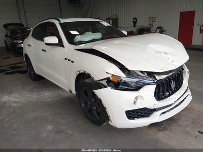ZN661XUS2JX****** 2018 Maserati Levante