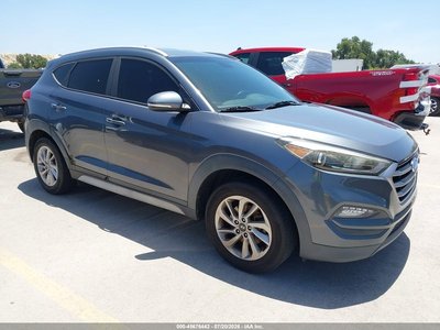 KM8J33A41HU****** 2017 Hyundai Tucson