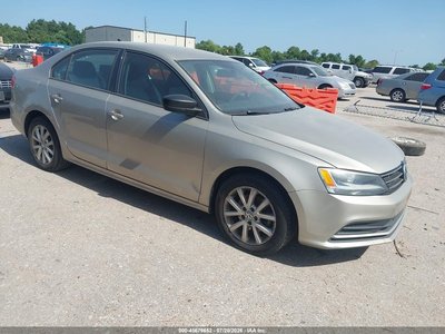 3VWLA7AJXFM****** 2015 Volkswagen Jetta