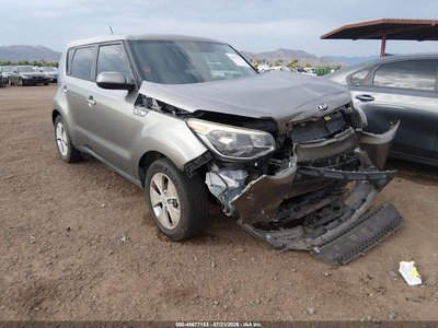 KNDJN2A22G7****** 2016 Kia Soul