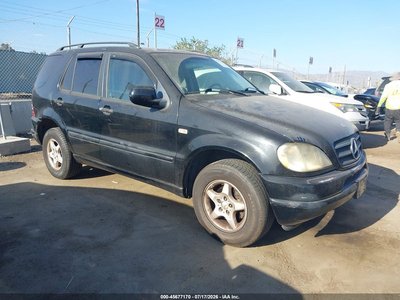 4JGAB54E8YA****** 2000 Mercedes-Benz M-Class