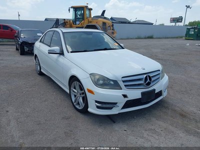 WDDGF4HB2DR****** 2013 Mercedes-Benz C 250