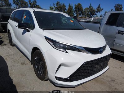 5TDDSKFC9RS****** 2024 Toyota Sienna