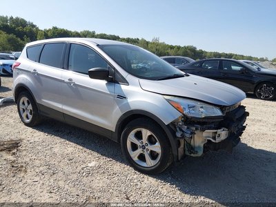 1FMCU0GXXGU****** 2016 Ford Escape