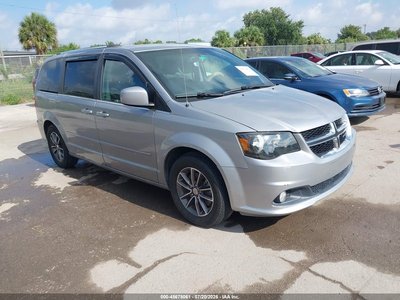 2C4RDGCG2HR****** 2017 Dodge Grand Caravan