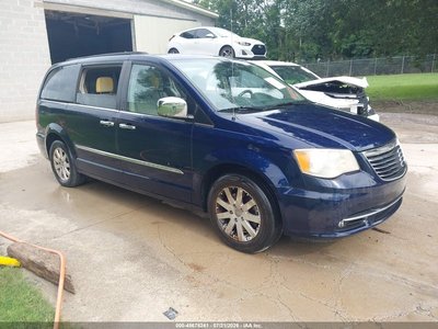 2012 Chrysler Town & Country