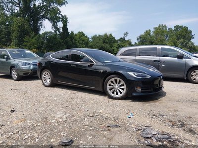 5YJSA1E23JF****** 2018 Tesla Model S