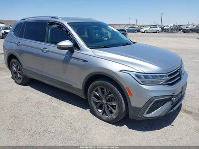 3VV3B7AX3NM****** 2022 Volkswagen Tiguan