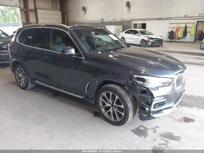 5UXCR6C06M9****** 2021 BMW X5
