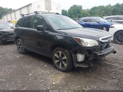 JF2SJAGC4JH****** 2018 Subaru Forester