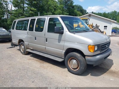 1FBSS31L43H****** 2003 Ford E-350