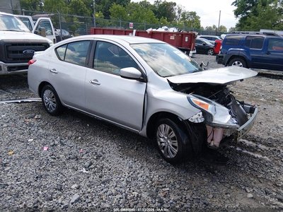 3N1CN7AP7JL****** 2018 Nissan Versa