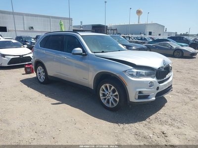 5UXKR0C52G0****** 2016 BMW X5