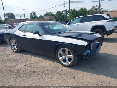 2C3CDYBT4DH****** 2013 Dodge Challenger