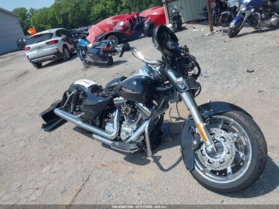 2013 Harley-Davidson FLHXS