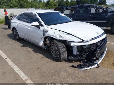 2025 Hyundai Sonata Hybrid