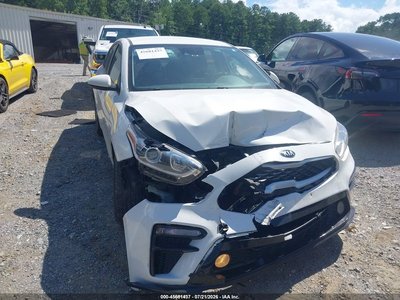 3KPF24AD0ME****** 2021 Kia Forte