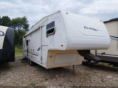 4YDF27623Y8****** 2000 Keystone Other