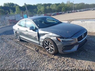 7JRA22TK1KG****** 2019 Volvo S60