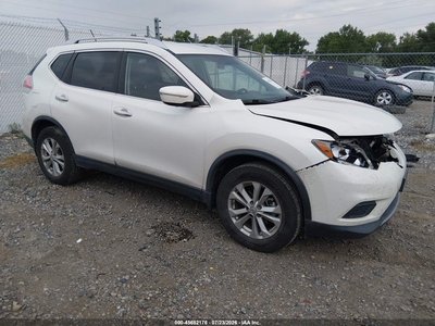 KNMAT2MV8FP****** 2015 Nissan Rogue