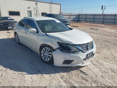 1N4AL3AP3GN****** Salvamento y Destrozados 2016 Nissan Altima en Abilene