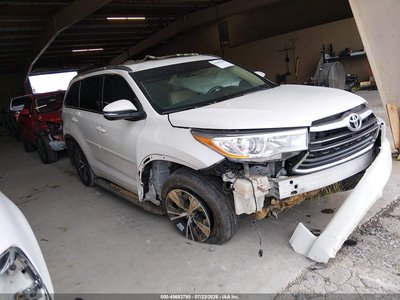 2016 Toyota Highlander