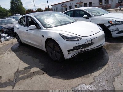 5YJ3E1EA1NF****** 2022 Tesla Model 3