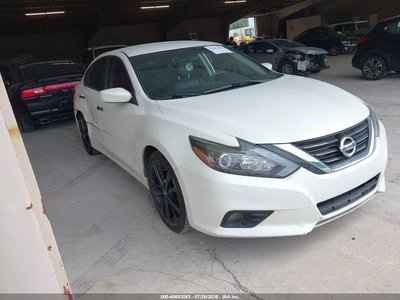 1N4AL3AP1JC****** 2018 Nissan Altima