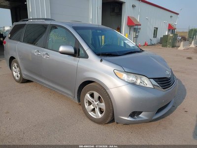 5TDKK3DC5DS****** 2013 Toyota Sienna