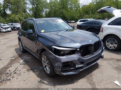 5UXCR6C52KL****** 2019 BMW X5