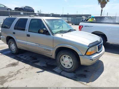 1GKCS13W2Y2****** 2000 GMC Jimmy