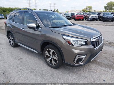 JF2SKAWC3KH****** 2019 Subaru Forester
